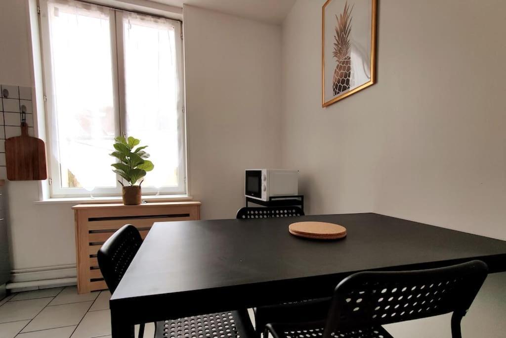 Logement Entier Proche Tribunaux Douai Exterior foto
